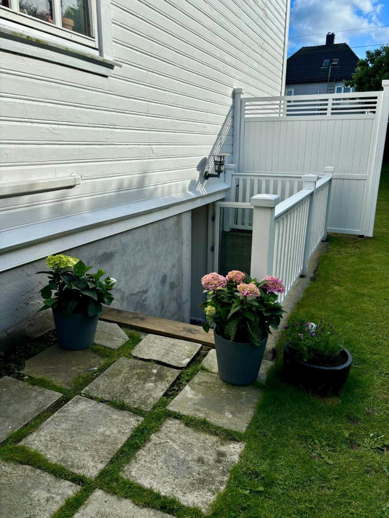 Down Town Apartment With Outside Area In Villa คริสเตียนซานด์ ภายนอก รูปภาพ